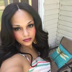 Meet your Posher, Twilla